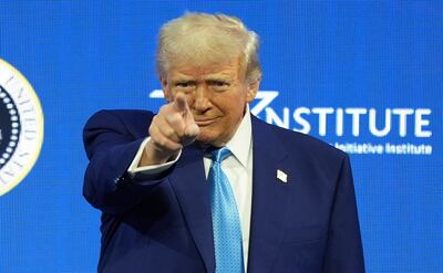 Casa Blanca equipara al presidente Trump con un rey. Foto: AP