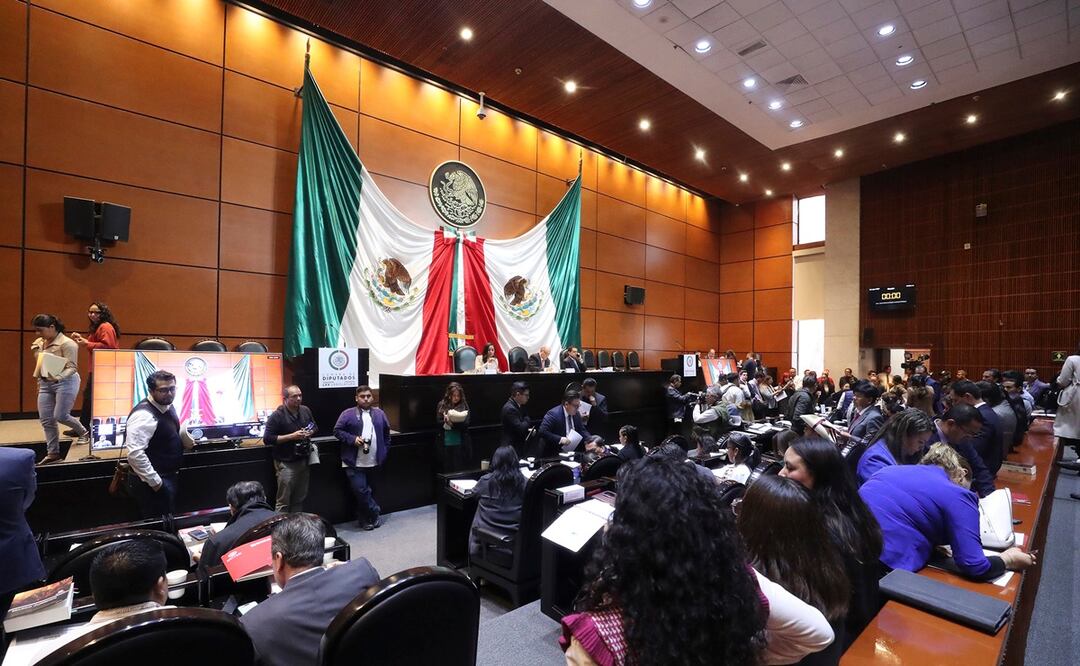 Diputados aprueban reformas a la Ley de Amparo: eliminan la retroactividad que generó polémica Foto: EFE