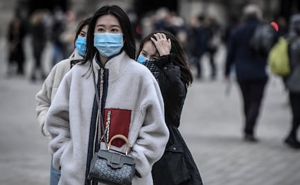 Aeropuerto de Los Ángeles exige a sus viajeros el uso de mascarillas 
