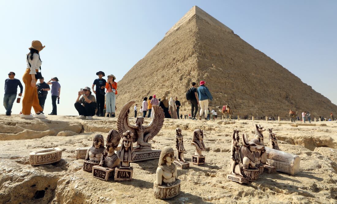 Descubren un corredor en la pirámide de Keops, que podría conducir a la cámara funeraria del faraón. EFE