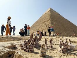 Descubren túnel en la pirámide de Keops; esto encontraron