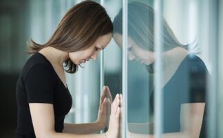 ¿Padeces migraña? expertos advierten que hay más riesgo de sufrir un ictus isquémico