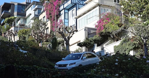 Turistas deberán pagar para conducir por esta calle icónica de San Francisco