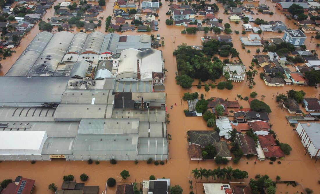 Van 76 los muertos por las devastadoras  inundaciones en el sur de Brasil. Foto: AP