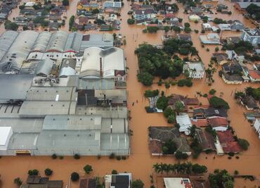 Van 76 muertos por las devastadoras  inundaciones en el sur de Brasil