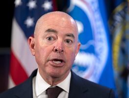 EU identifica a 400 migrantes vinculados al Estado Islámico; 50 con paradero desconocido