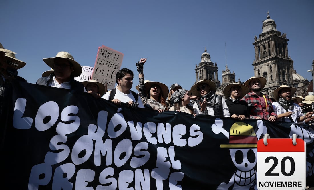 ¿A qué hora inicia la Marcha Gen Z y el Desfile del 20 de noviembre en CDMX? Ruta, puntos de encuentro y cierres viales. Foto: EFE