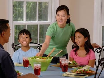 Tips para lograr hábitos saludables en tu hora de comida