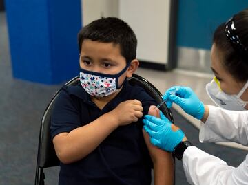 El ritmo de la vacunación de niños triplica al de los adultos en Estados Unidos