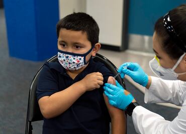 El ritmo de la vacunación de niños triplica al de los adultos en Estados Unidos