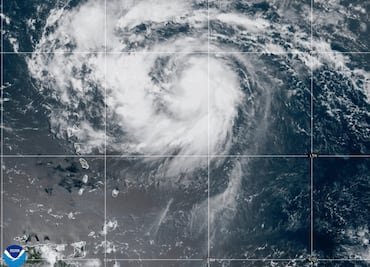 Primer huracán del Atlántico: Erin podría intensificarse a categoría mayor en las próximas horas