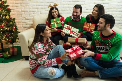 Navidad. ¿Qué regalar a alguien que apenas conoces en un intercambio navideño?