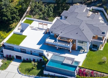 Así es la nueva casa de $20 millones de Nick Jonas y Priyanka Chopra