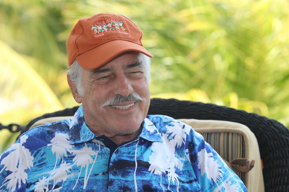 ENTREVISTA CON EL ACTOR Y PRODUCTOR ANDRES GARCIA EN SU CASA EN ACAPULCO. FOTOS: BERENICE FREGOSO EL UNIVERSAL