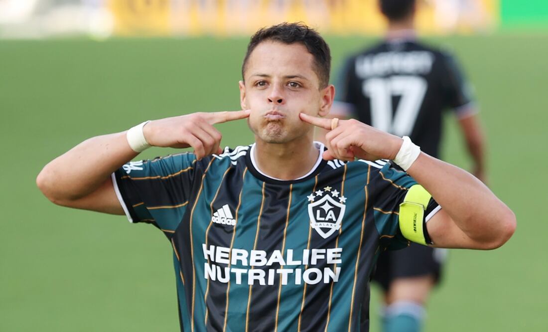 Puma México y Chivas se deslindan de comentarios de 'Chicharito' en redes: “No refleja nuestros valores” AFP