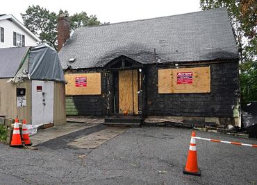 Casa quemada en Massachusetts, en venta por casi ¡400 mil dls!