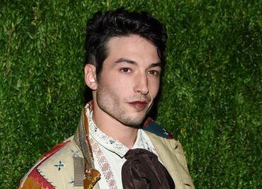 Peleas, agresiones y arrestos; el problemático historial de Ezra Miller