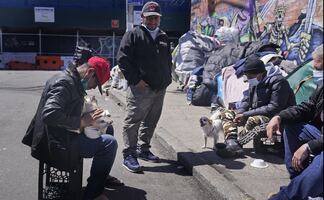 Covid-19. Se duplica desempleo de migrantes en EU