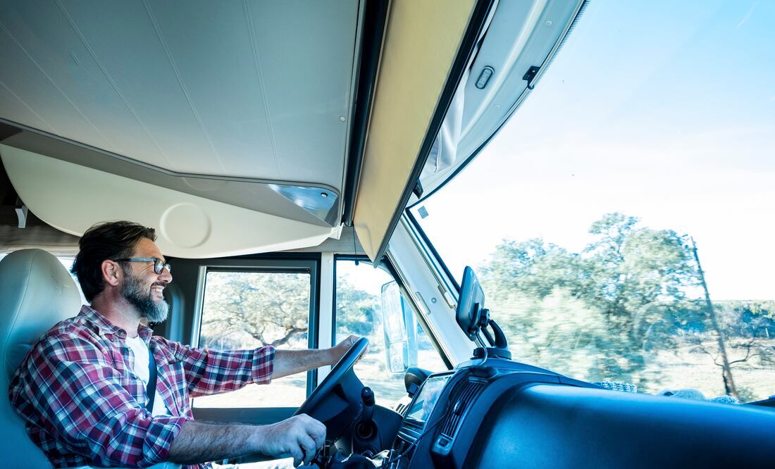 Desde hoy: Estados Unidos deja de emitir visas de trabajo para conductores de camiones. Foto iStock / simonapilolla