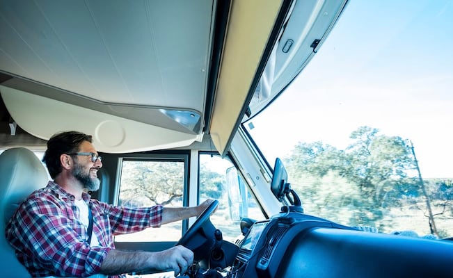 Desde hoy: Estados Unidos deja de emitir visas de trabajo para conductores de camiones