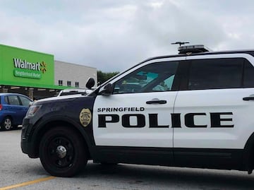 Arrestan a hombre armado en Walmart de Missouri