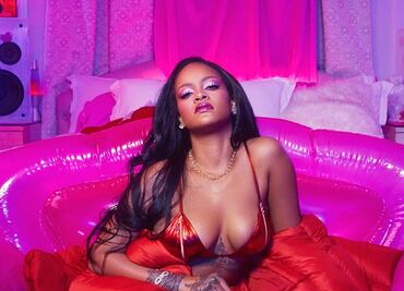 Rihanna conquista con su bodysuit más arriesgado en sesión de fotos