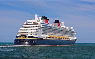 Disney anuncia nuevos y lujosos cruceros por el Ártico para 2023