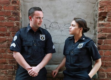 ¿Cuánto gana un policía en Estados Unidos?