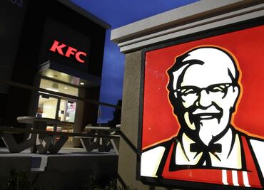 ¡No se chupen los dedos!, pide KFC a comensales en tiempos de pandemia