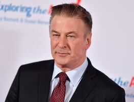 Tragedia de Alec Baldwin en set, recuerda muerte de Brandon Lee de “El Cuervo”
