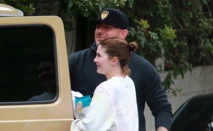 Kylie Jenner, ¿eres tú? Sorprende en pants, descalza y sin maquillaje