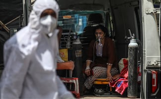 Covid en India: 300 mil contagios en un día; hospitales colapsan
