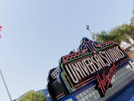 ¿Cuánto cuesta el recorrido guiado de Universal Studios Hollywood en California?