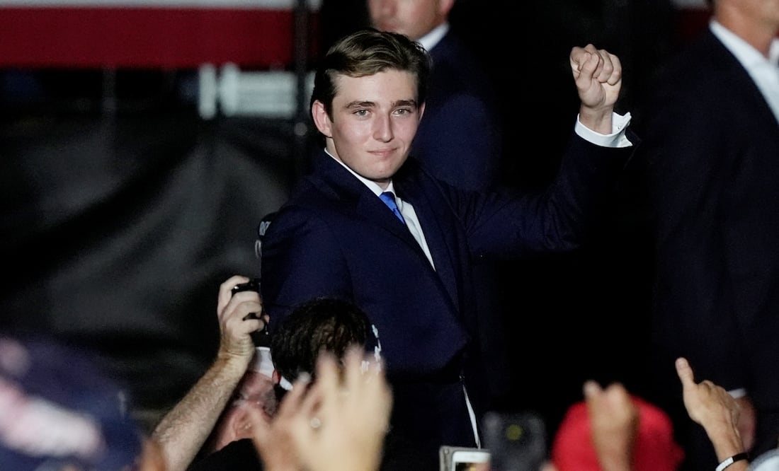 Barron Trump, de 19 años, se vuelve más rico que Ivanka y Melania; rebasa los 150 millones de dólares. Foto: AP