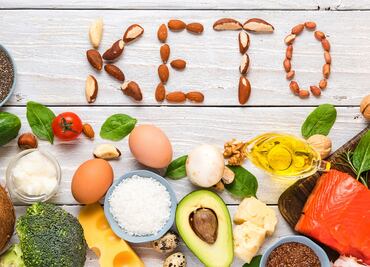 Dieta Keto: estos son los alimentos que incluye, beneficios y riesgos