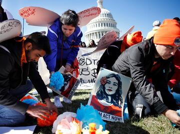Lanzan beca para 'dreamers' de hasta $33,000 dólares en Estados Unidos