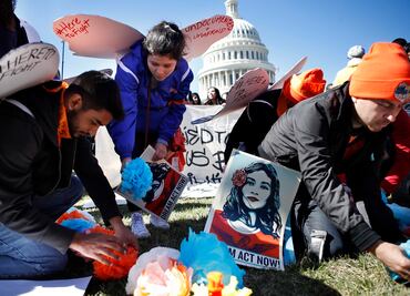 Lanzan beca para 'dreamers' de hasta $33,000 dólares en Estados Unidos