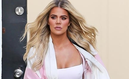 Khloé Kardashian luce figura ‘curvy’ con su bikini más diminuto