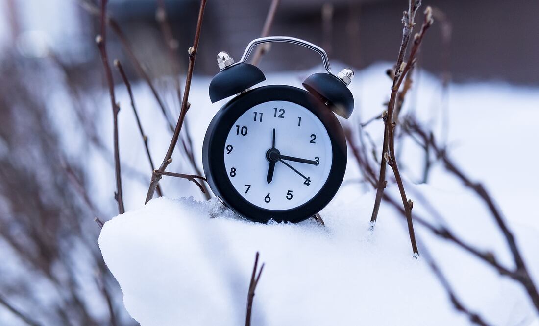 Cambio de horario 2024. ¿Cuándo se realiza y qué estados tendrán el horario de invierno? Foto: iStock/Алексей Филатов