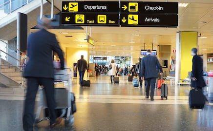 Covid-19: Los nuevos requisitos para viajar de México a Estados Unidos