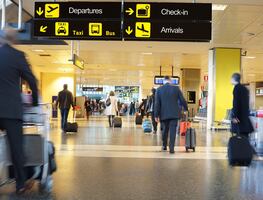 Covid-19: Los nuevos requisitos para viajar de México a Estados Unidos