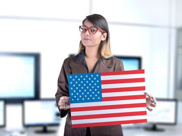 Trabaja en el Consulado de Estados Unidos y gana $321,013 pesos anuales: dan capacitación en el extranjero