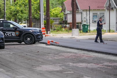 Alerta para migrantes: ICE suspende los controles de tráfico tras dos muertes durante operativos
