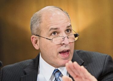 Trump opta por un veterano de Obama para poner mano dura a la inmigración