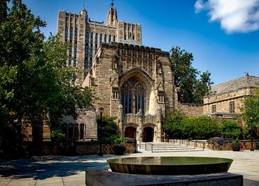 ¿Cuál es el costo de estudiar en la Universidad de Yale?