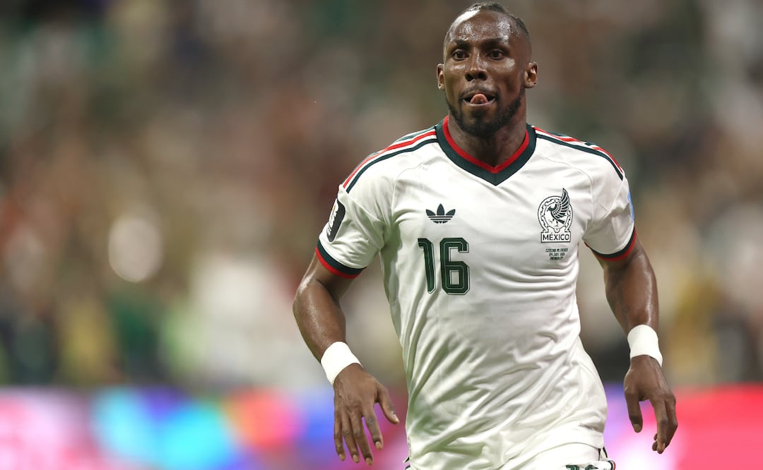 Julián Quiñones se codea con Messi y Mbappé: el mexicano busca al Balón de Oro 2026. Foto: EFE