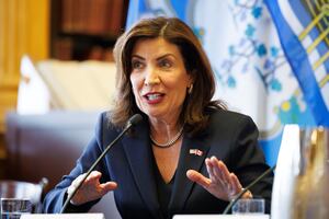 Nueva York planea la primera planta nuclear en Estados Unidos en 15 años con apoyo de Trump  