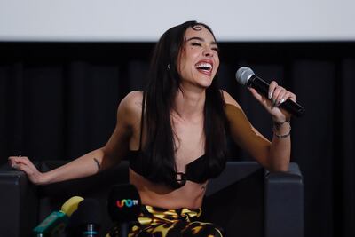 Critican a Danna Paola por cantar ‘My Heart Will Go On’ de Céline Dion en programa: “Das cringe”