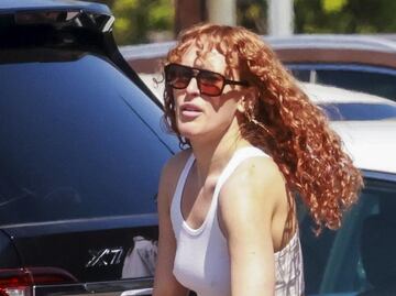 Hija de Demi Moore luce su short más diminuto en calles de California