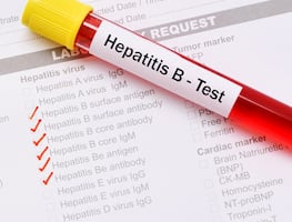 Aumentan los casos de hepatitis B en vecindarios pobres de Nueva York, principalmente